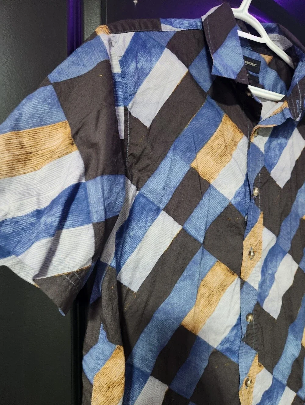 Banana Republic Mens  Blue & Brown Short-Sleeve Geometric Shirt